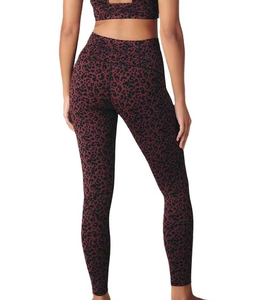 Débardeur de yoga pour femmes recyclé personnalisé soutien-gorge de fitness sans couture et leggings d'entraînement grande taille - Product Image 3