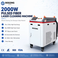 Nouvelle machine de décapage de peinture à laser pulsé haute puissance 2000W pour l'élimination de la rouille sur l'acier inoxydable, l'aluminium et les coques de navires marins, usage intensif