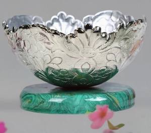 Impresionante cuenco con base de resina para el hogar, hotel y restaurante, plato para servir nueces de chocolate, plato de latón de forma redonda de Color plateado - Product Image 6