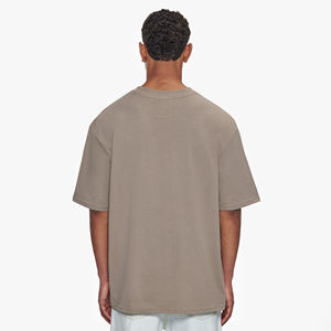 Vente en gros de t-shirt pour hommes de haute qualité 100% coton conception personnalisée OEM tenue décontracté surdimensionné épaules tombantes coupe boxy col montant - Product Image 2