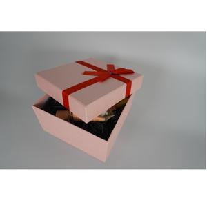 กล่องใส่กระดาษของขวัญที่หรูหราเป็นมิตรต่อสิ่งแวดล้อมกล่องเครื่องประดับโลโก้ออกแบบได้ตามต้องการ - Product Image 5