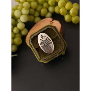 Anillo de Plata de Ley Chapado en Rodio Sonny Gene con Circonita y Perla, Engaste Invisible, Ideal para Uso Diario y Bodas - Product Image 4