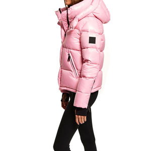 Venta al por mayor Logo Puffer Chaquetas Nueva ropa de invierno de manga larga Mujeres Puffer Chaquetas para la venta de calidad superior a prueba de viento transpirable - Product Image 5