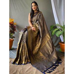 Astonishing Blue Woven Kanjivaram Silk Evening Dress Saree with <b>Blouse</b> for Special Occasions - Product Image 4