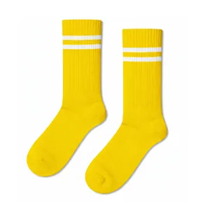 Chaussettes de sport colorées à double rayures jaunes et blanches, épaisseur moyenne, caractéristiques durables pour garçons - Product Image 1