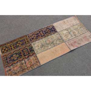 พรมขนสั้นสีเบจวินเทจ ทำจากขนสัตว์ เป็นมิตรกับสิ่งแวดล้อม ขนาด 2.1 x 4.9 ฟุต พรมทอแบบแบนสไตล์ตุรกี ลายปะติดปะต่อ ด้านหลังทำจากยางลาเท็กซ์ เหมาะสำหรับห้องรับประทานอาหาร - Product Image 2