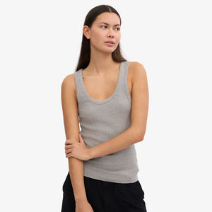 เสื้อกล้ามผู้หญิงผ้าฝ้ายคอตตอนใส่ออกกำลังกายเสื้อคอรูปตัวยูพร้อมโลโก้แบรนด์ตามสั่ง - Product Image 6