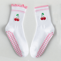 Chaussettes de yoga en coton 100 % OEM en gros, avec logo personnalisé, antidérapantes et colorées, pour la gym et le Pilates, avec coussinets pour l'exercice