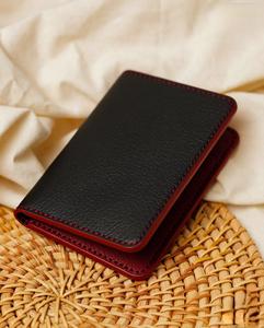 Portefeuille en cuir de luxe pour hommes Prix de gros sécurisé Portefeuilles classiques fabriqués à la main Usage professionnel Élégant Portefeuille en cuir pour hommes - Product Image 1