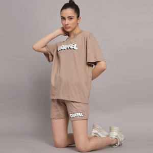 Ensemble confortable pour femmes, short et t-shirt d'été, coton doux, coupe décontractée, tenue deux pièces idéale pour la plage, les voyages, le style quotidien - Product Image 1