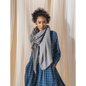 Bufanda Larga de Lana con Logotipo Personalizado, Diseño Moderno en Material de Cachemira - Product Image 4