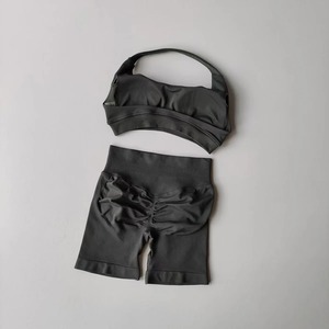 Costume pour femme à rayures décontractées meilleures chemises à manches longues avec poches à boutonnage simple pantalon short taille haute ensembles pour femmes vêtements de plage pour dames - Product Image 3