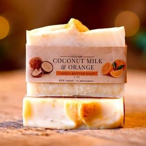 Barra de baño hidratante de leche de coco de lujo al por mayor a granel, jabón corporal Natural de etiqueta privada OEM para piel suave y radiante - Product Image 5