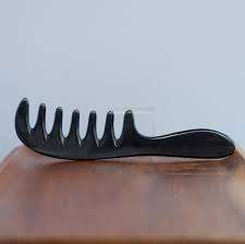 หวีฮอร์นอย่างยั่งยืนสำหรับการดูแลเส้นผมเป็นมิตรกับสิ่งแวดล้อมหวีแตรแบบดั้งเดิมสำหรับการออกแบบที่ไม่ซ้ำใครและหรูหรา - Product Image 3