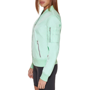 2024 hiver Softshell veste femmes haute qualité respirant coupe-vent vêtements de plein air grande taille fermeture à glissière imperméable entier - Product Image 2