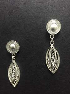 เครื่องประดับอินเดียคุณภาพสูง ขายดี ดีไซน์หรูหรา สง่างาม ระยิบระยับ 9 ชิ้น งานแฮนด์เมด - Product Image 3