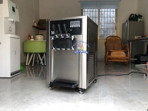 Macchina per Gelato Soft Serve Fatta in Casa con Tre Gusti e Diverse Forme, 30L/H, in Vendita - Product Image 5