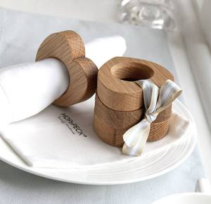 Servilleteros decorativos de madera tallados a mano, soportes para anillos, mesa de comedor rústica de granja, decoración única, accesorios para cena de fiesta de boda - Product Image 1