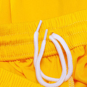 Ensemble de basket-ball imprimé par sublimation de haute qualité dernière conception de sublimation personnalisée pour hommes broderie réversible - Product Image 4