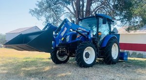 Tractor Utilitario New Holland Work Master 75 4WD Usado de Primera Calidad, Caja de Cambios, Bomba, Motor, Rodamientos, Envío Rápido, En Venta - Product Image 4