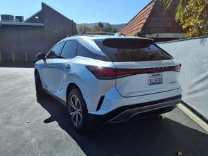 Lexus RX 350 FWD Plus 2023 Usado en Excelentes Condiciones, Sin Accidentes, Volante a la Izquierda/Derecha - Product Image 5