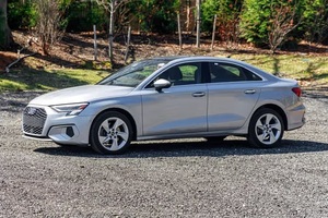 Audi A3 Premium Plus quattro 2023 Certificado, Sedán Usado en Excelentes Condiciones - Product Image 4