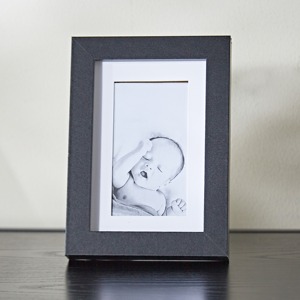 Premium Modern Photo Frame <b>Combining</b> Bold Style Artistic Flair And Sleek Contemporary Appeal For Home Decor - Product Image 6