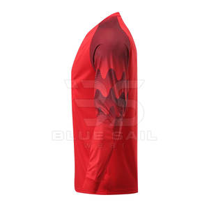 Bajo MOQ 2025 Camiseta de fútbol para hombres Camiseta de fútbol de alta calidad Personalizada Nueva ropa de fútbol para hombres a la venta OEM ODM con servicio - Product Image 5