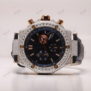 Montre en diamant Moissanite de qualité supérieure, pierres radiantes, design élégant et savoir-faire haut de gamme pour un look luxueux au poignet - Product Image 4