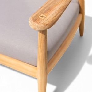 โซฟาไม้สไตล์โมเดิร์นมินิมอลสำหรับห้องนั่งเล่น 2 ที่นั่ง ทำจากไม้สักแท้ ดีไซน์นอร์ดิก เก้าอี้พักผ่อนพนักพิงโค้ง - Product Image 3
