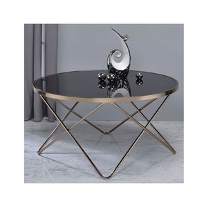 Table basse de salon fantaisie à prix raisonnable meubles aspect élégant Table basse en verre noir avec pieds en fer doré - Product Image 3