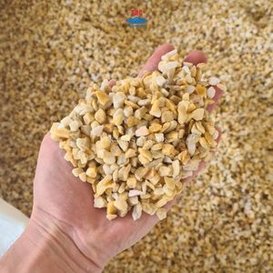 ก้อนกรวดหินธรรมชาติสีเหลืองแบบพรีเมี่ยมสำหรับตกแต่งและตกแต่งวิลล่าสุดหรูเวียดนาม - Product Image 1