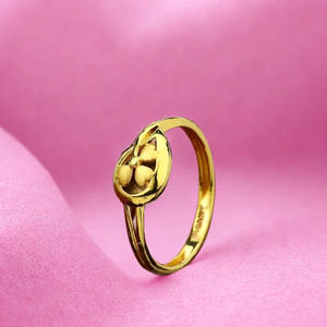 Bague élégante pour femme, minimaliste, dorée, à fleurs |   Bijoux pour femmes au design floral simple |   Bague élégante pour tous les jours pour filles - Product Image 2