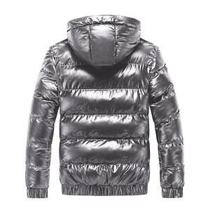 Veste à capuche à manches longues avec fermeture éclair sur le devant pour hommes Vestes pour hommes Respirante Couleur unie Séchage rapide Nouveau design Veste matelassée - Product Image 6