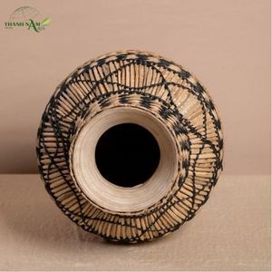 Jarrón Moderno con Núcleo de Bambú Natural y Cubierta de Pasto Marino Tejida a Mano, Decoración Ecológica para Mesa - Product Image 4