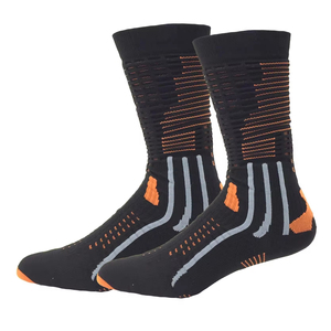 Nuevo diseño Hombres Calcetines largos atléticos Mejor diseño Material de algodón con Logo Crew Sports Football Soccer Calcetines Set - Product Image 1