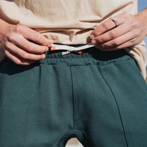 กางเกงวิ่งขาสั้นสำหรับผู้ชายกางเกงขาสั้นผ้าคอตตอนแบบเรียบใส่เล่นฟิตเนส - Product Image 4