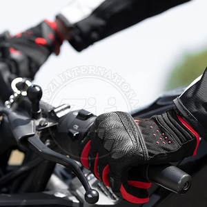 Gants de course de marque privée personnalisables coupe-vent style motard pour le cyclisme gants de moto imperméables matériau en cuir - Product Image 6