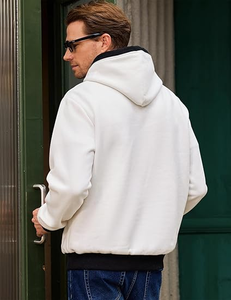 Sweat à capuche zippé pour homme avec logo personnalisé, orné de strass, poche unie, tissu polaire respirant à séchage rapide - Product Image 2