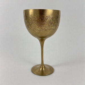Glory Stem Grace, cáliz de vino de Metal adornado, Copa tradicional con acabado antiguo para rituales religiosos y altares de Iglesia - Product Image 2