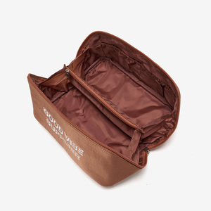 Fashionable Lightweight Nylon Cosmetic Bag Portable <b>Makeup</b> Storage Zipper Closure Large Capacity Waterproof Foldable Daily Use - Product Image 3