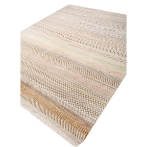 Tapis géométrique en laine Khula Aasman, élégant textile à motifs pour la décoration intérieure - Product Image 2