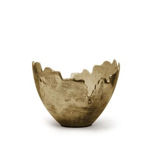 Cuenco decorativo de metal hecho a mano-Diseño único para la decoración del hogar - Product Image 4