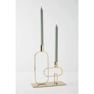 Le bougeoir en métal représente un symbole intemporel de chaleur et d'artisanat avec élégance pour bercer la flamme vacillante - Product Image 4