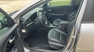 Kia Niro Touring édition spéciale FWD 2022 certifié propre et assez utilisé RHD/LHD automatique gauche cuir foncé turbo électrique - Product Image 4