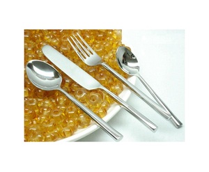 Ensemble de couverts d'hôtel cuillère en or en acier inoxydable pour les ustensiles de restaurants avec une grande desugn au meilleur coût - Product Image 1