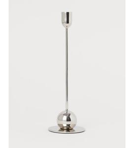 Portavelas moderno de metal pulido con varilla vertical minimalista y acento escultórico de base esférica para decoración de comedor - Product Image 1