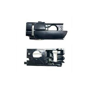 Poignée de porte intérieure avant gauche Hyundai Accent Era 06-12 82610-1E000 Modèle - Product Image 1