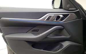 OFERTA 2024: Elegante Sedán Eléctrico i4 eDRIVE35 de Alto Rendimiento con Capacidad de Carga Rápida e Interior Inteligente para Viajes Urbanos - Product Image 4