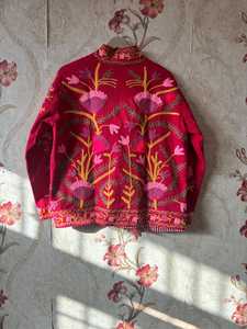 Chaqueta bordada Suzani artesanal, abrigo étnico bohemio para mujer, boutique de moda disponible a precio mayorista - Product Image 3